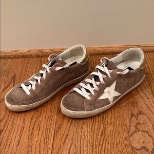 GOLDEN GOOSE Super Star Size 38EU/8US Taupe and White Luxury Suede Sneakers